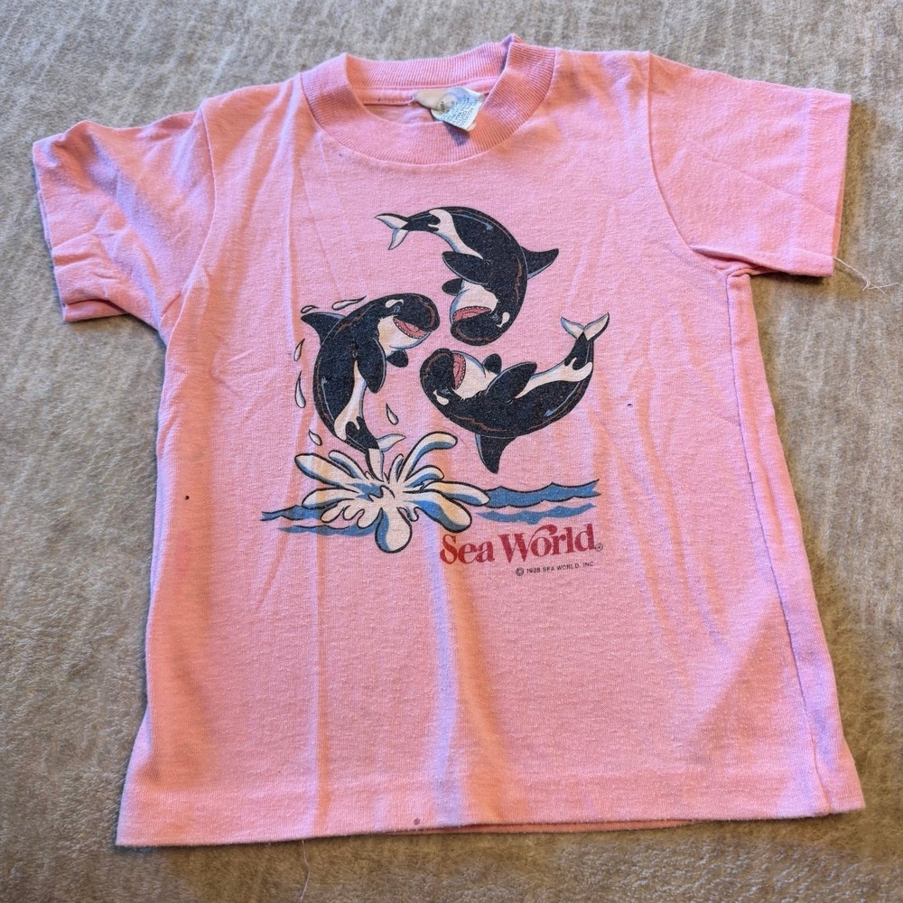 Vintage 1988 SeaWorld Orca Whale Pink Kids T Shirt Size 4 Made In USA